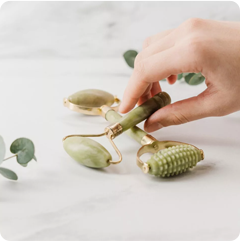 How to Choose the Right Hair Care Products Online for Your Salon